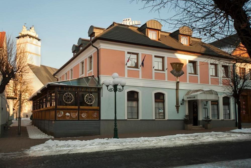 Hotel Club Kezmarok Exterior photo