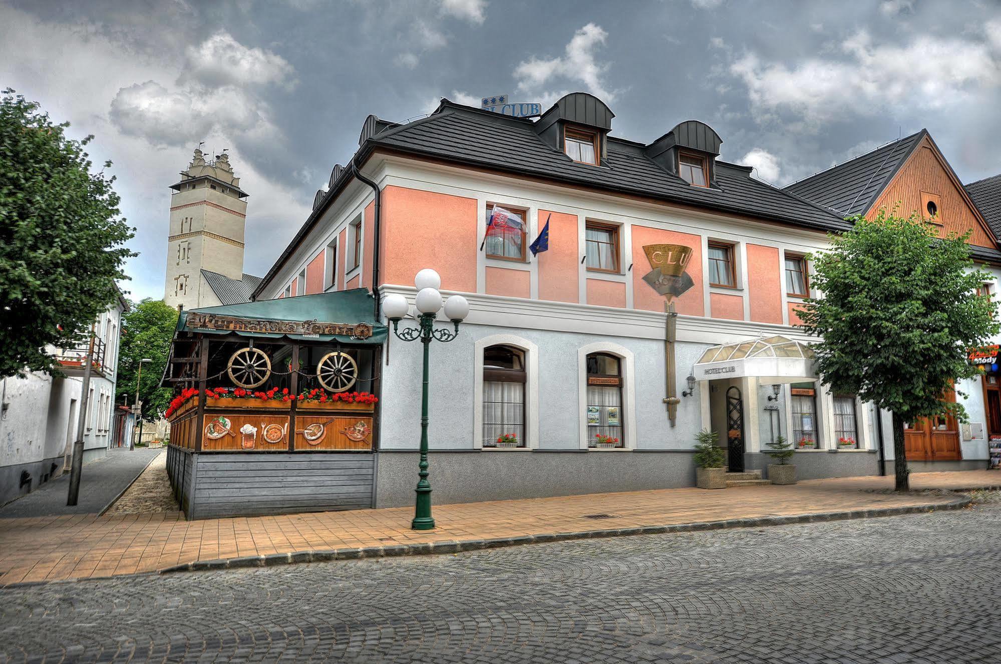 Hotel Club Kezmarok Exterior photo